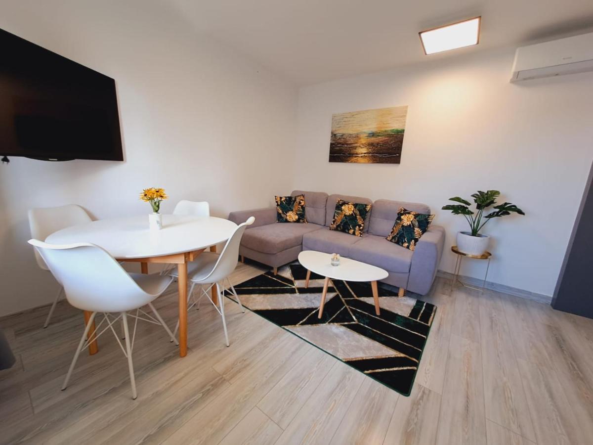 Limanowa Sunriser Apartment Exterior foto
